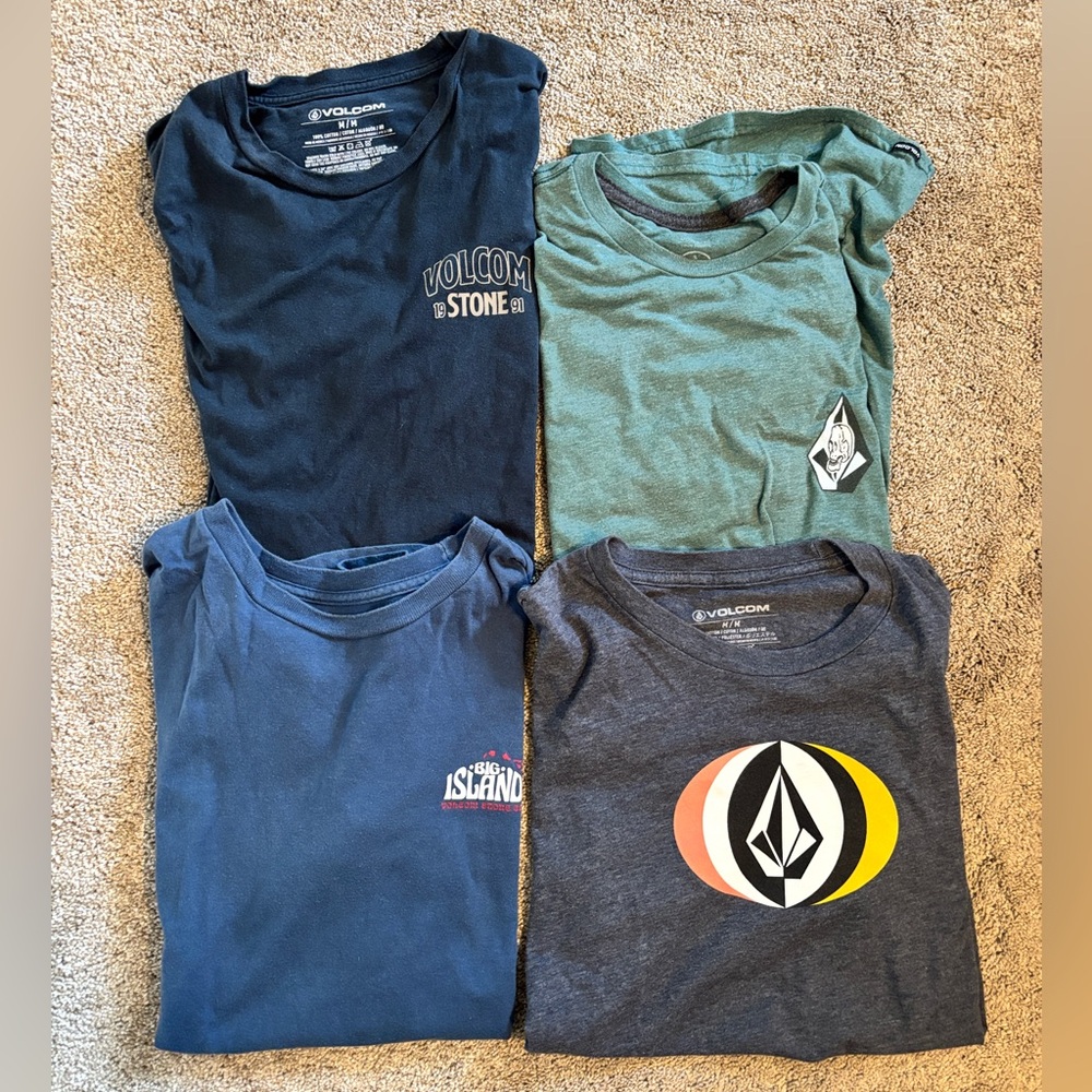 Volcom Blue and Green Graphic T-Shirts